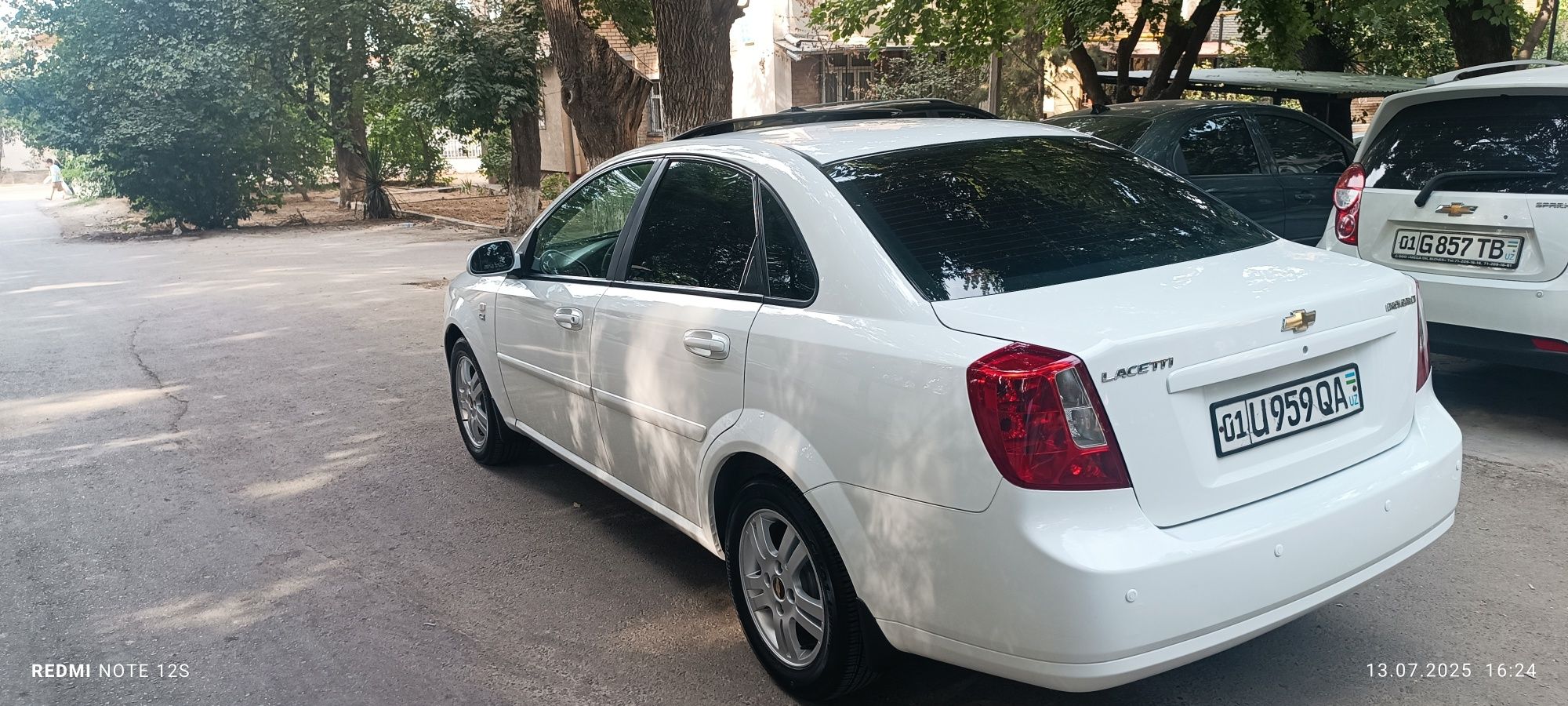 Lacetti 2013 1.6 Avtomat