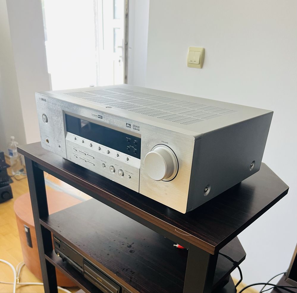 Receiver 5.1 Yamaha RX V359