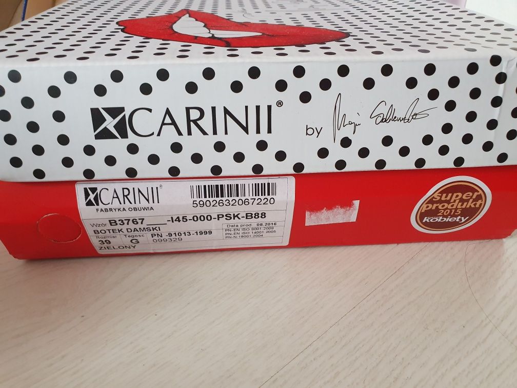 Кецове Carinii, Shoe Aquarium