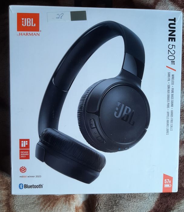 Vând căști originale jbl în stare bună wireless bluetooth