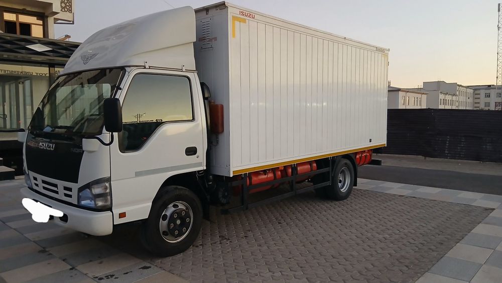 Isuzi Sotiladi zur holatda