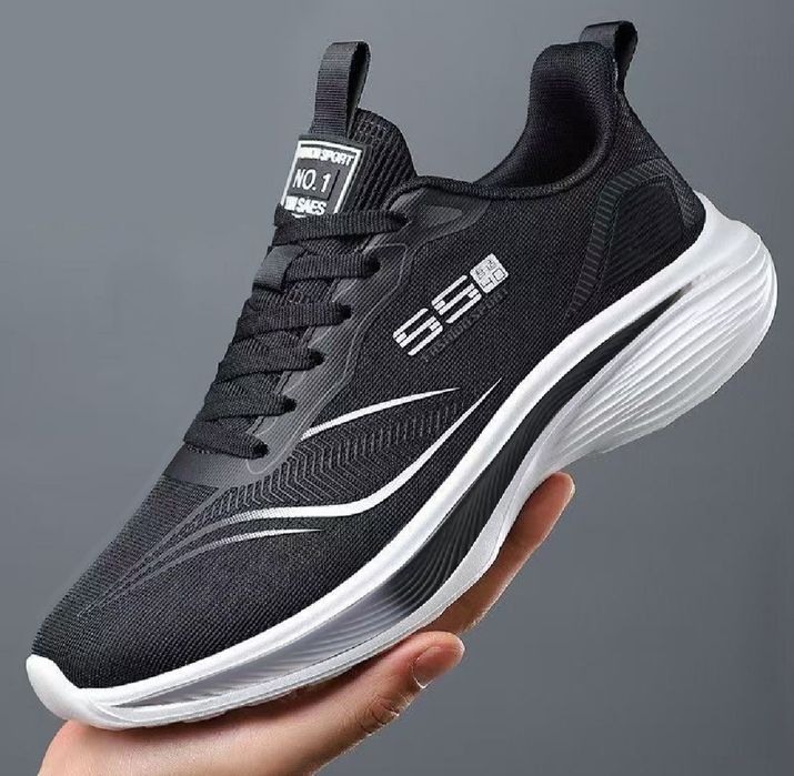 Мужские кроссовки