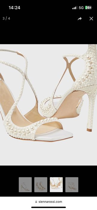 Бели обувки на ток с перли Sienna Rossi