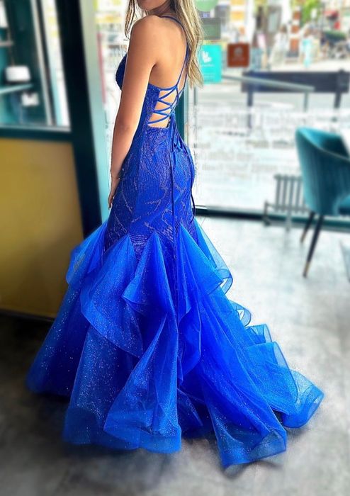 Бутикова бална рокля купувана от Лондон