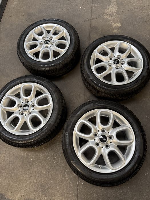 Jante 16 originale Mini One Clubman iarna runflat 195/55R16