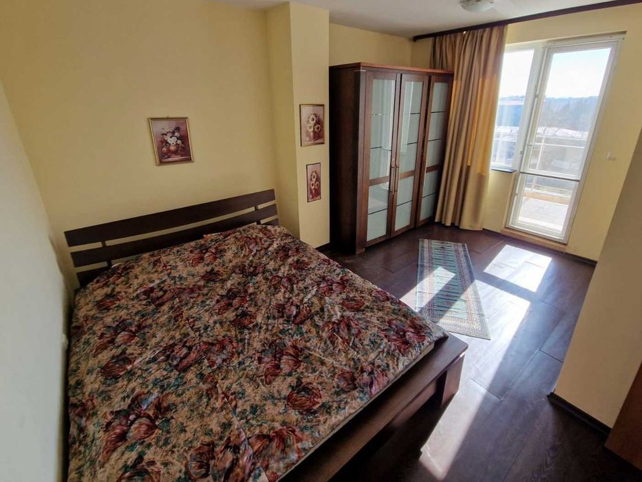 Продавам Гардероб и спалня