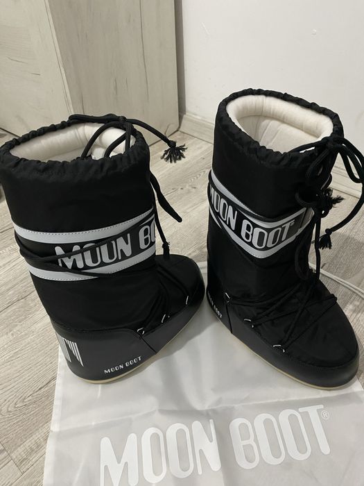 Moon boots negre marimea 39-41