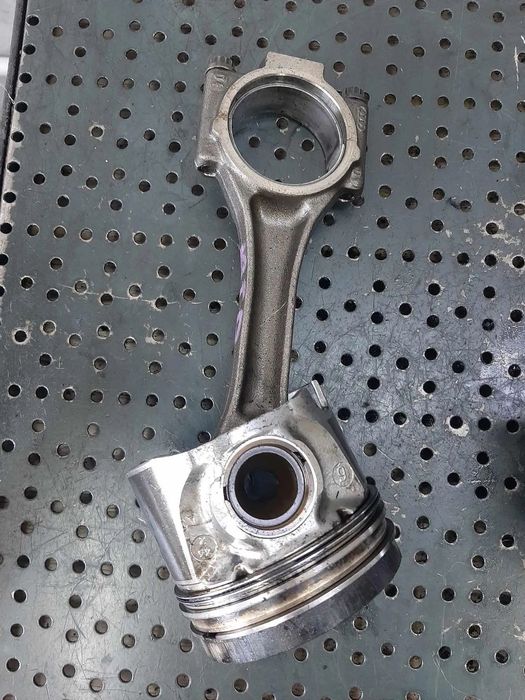 piston cu biela  1.9 tdi atd vw golf 4 polo 9n audi a3 skoda fabia seat ibiza