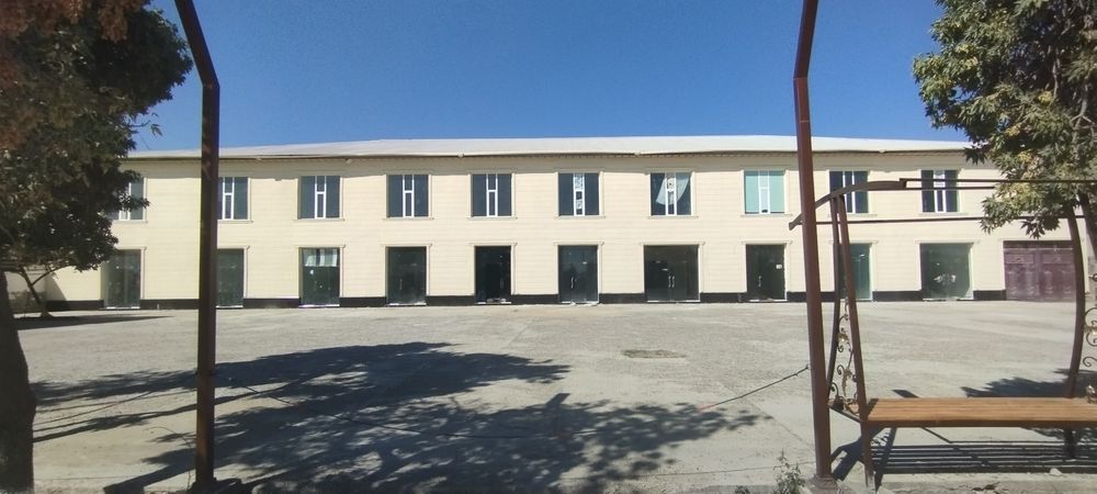 Продаётся торговое здание.