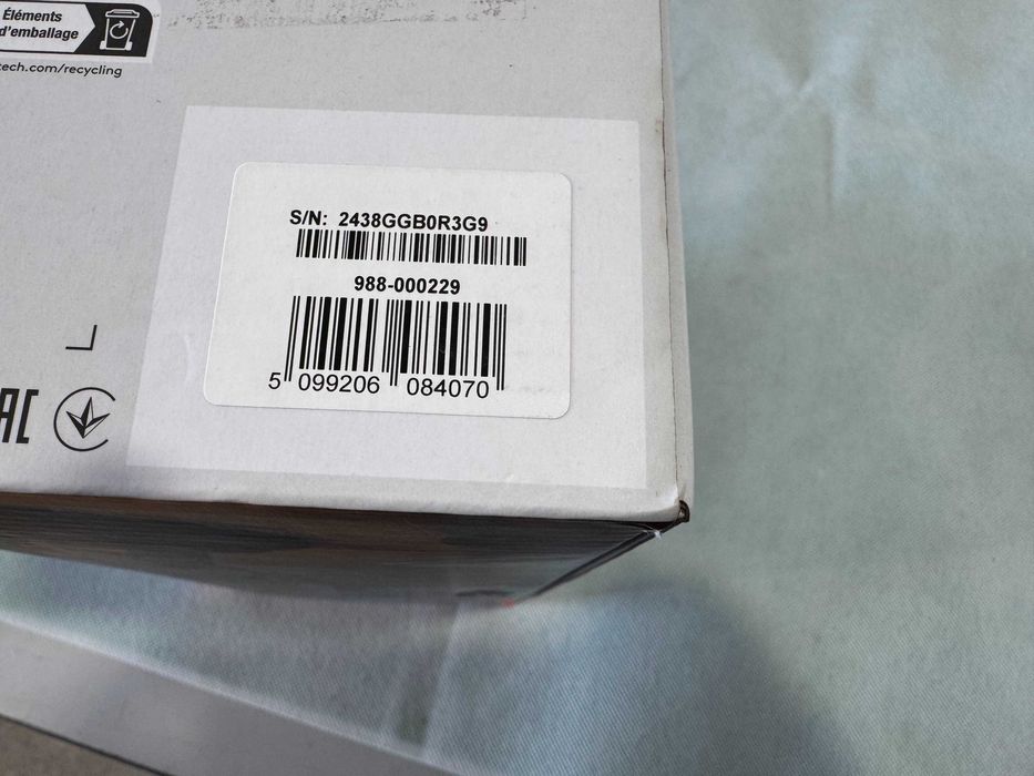 Настолен микрофон Logitech Blue YETI