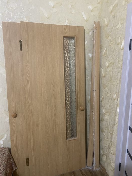 Продам межкомнатные двери недорого