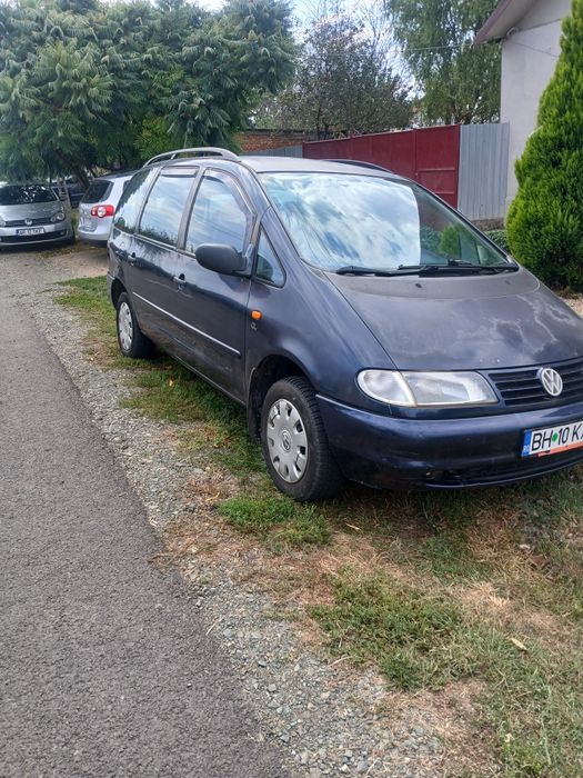 Vând sau schimb saran