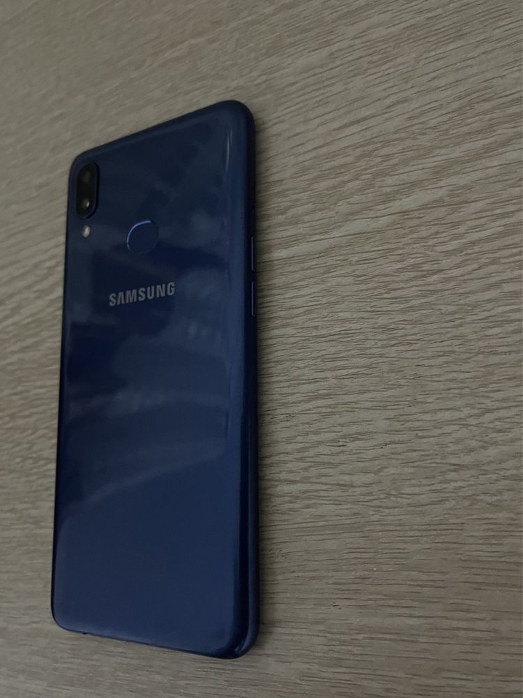 Samsung A10s 32гб