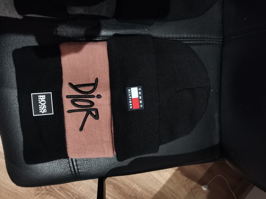 Căciula Nike Caciula Tommy Caciula HUGO Boss Fes Dior Fes Nike Fes EA7