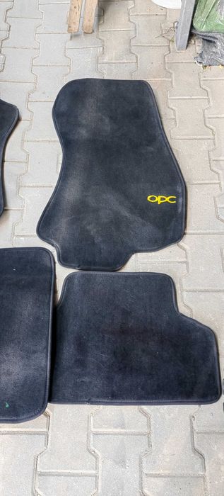 Стелки изработени по поръчка за Опел Зафира А ОПЦ