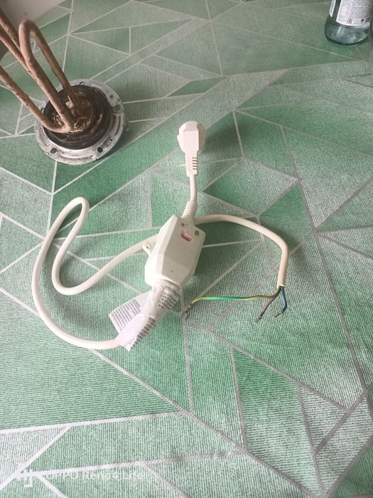 Продам шнур от водонагревателя