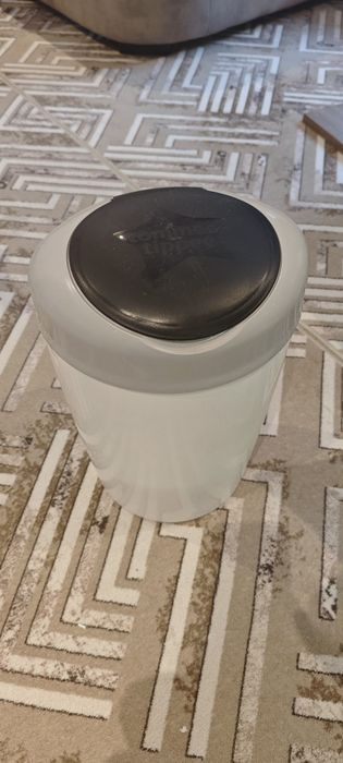 Кошче за памперси