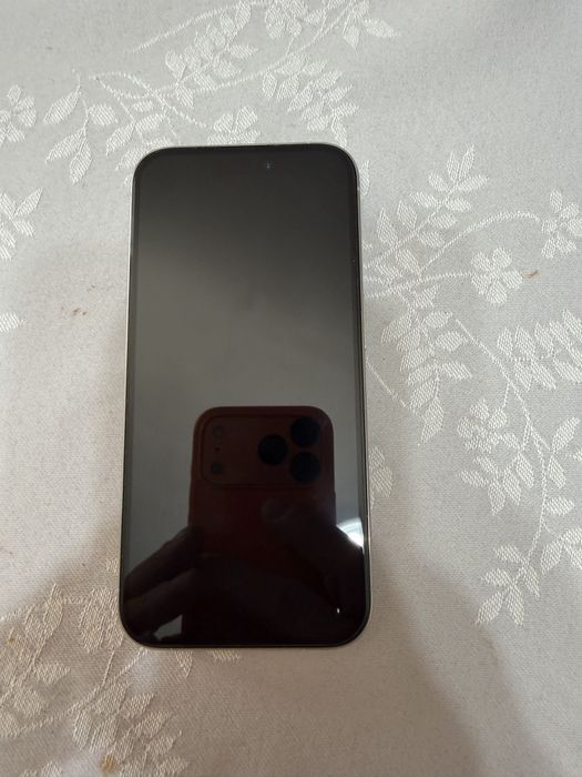 Iphone 15 pro 128GB white titanium като нов