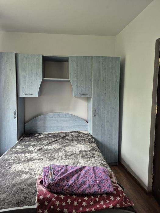 Mobila dormitor culoarea bleu sidef
