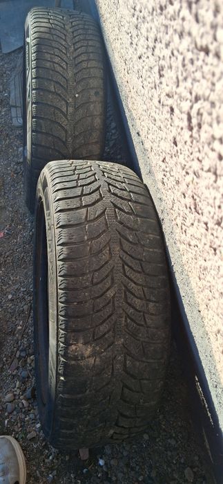 Vand sau schimb un set de jante pe 16 cu tot cu anvelope