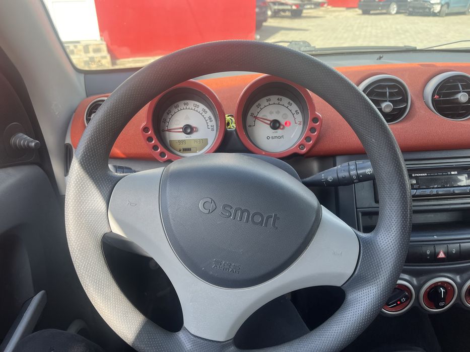 Interior smart for four 2006 4 usi