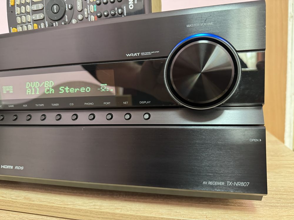 Onkyo TX-NR807 качествен ресивър