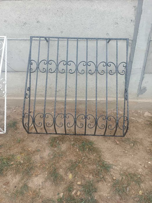 Gratii pentru geamuri