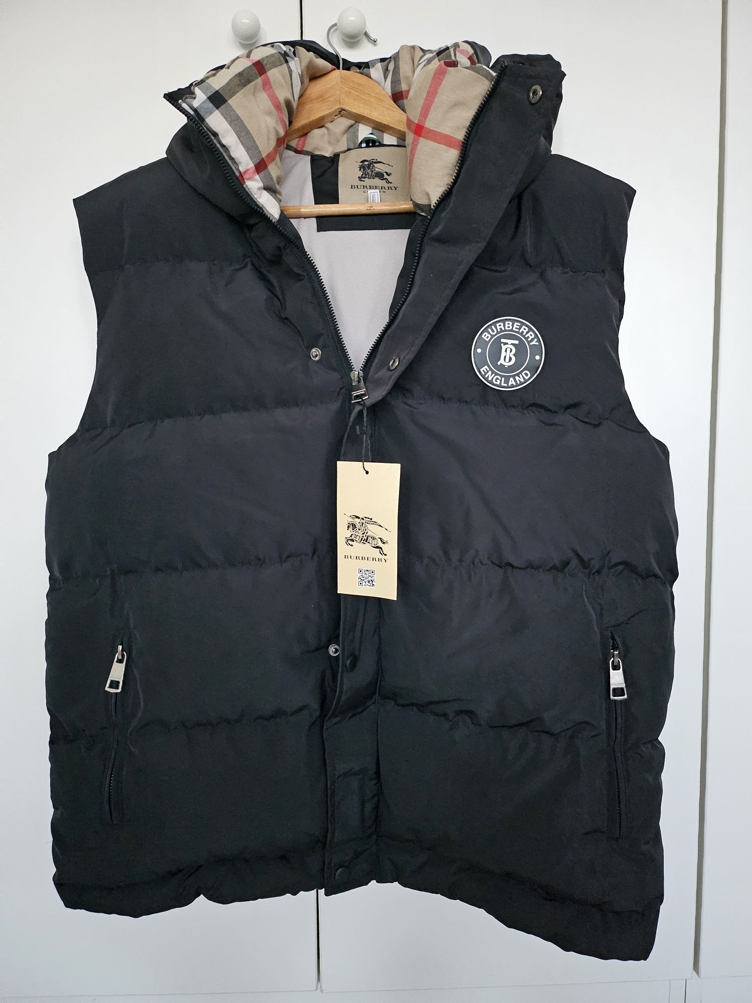 Burberry de vanzare