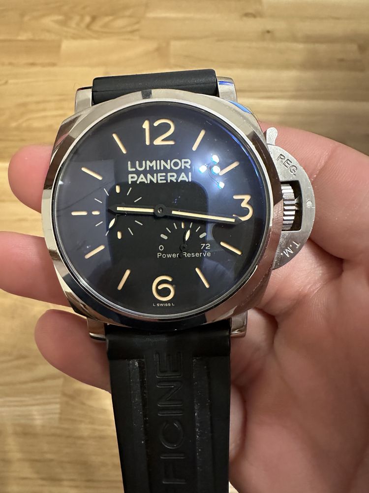 Часовник мъжки Panera Luminor GMT Power reserve 44 mm PAM 01221