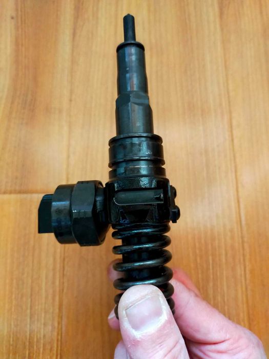 Vand injector golf 4 ASZ/ARL 038 130 073 AA, 038130073AA