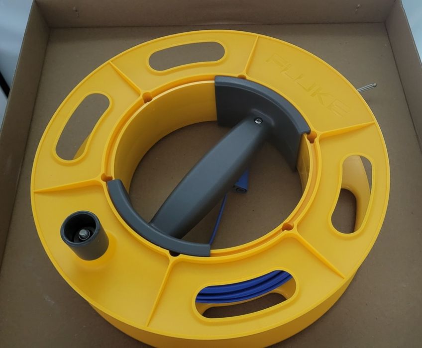 Vând accesorii Fluke 1625-2