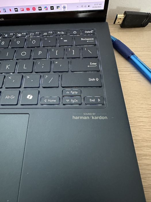 Asus Zenbook S13 2024