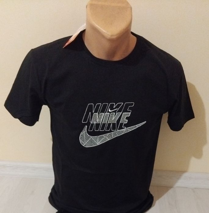 Compleuri băieți Nike.