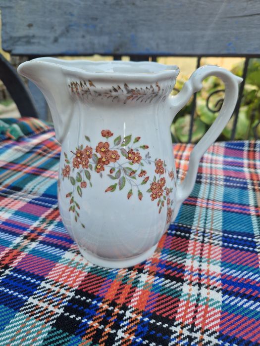 Стар порцелан,от Соца