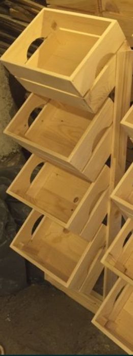 2 бр Стелажи  с декоративни касетки