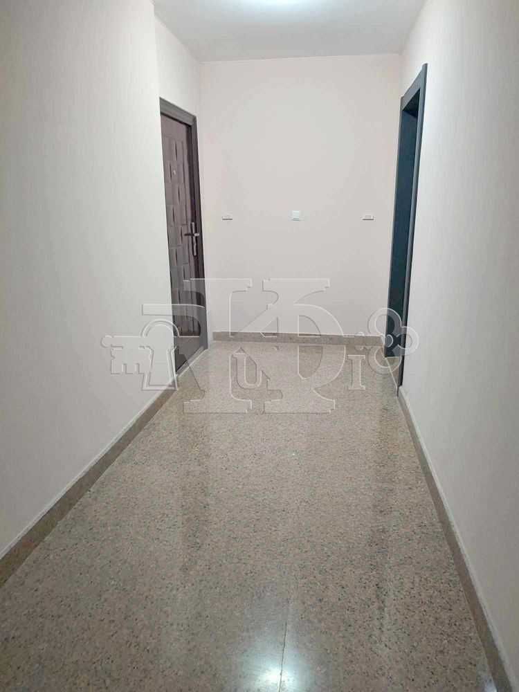 Продава се Двустаен апартамент в Добрич, Градска болница - 66 кв.м за 1076 €/кв.м - Снимка #8