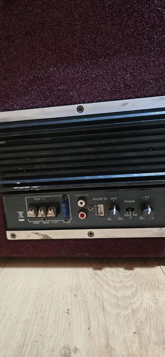 Продам сабвуфер почти не использовали