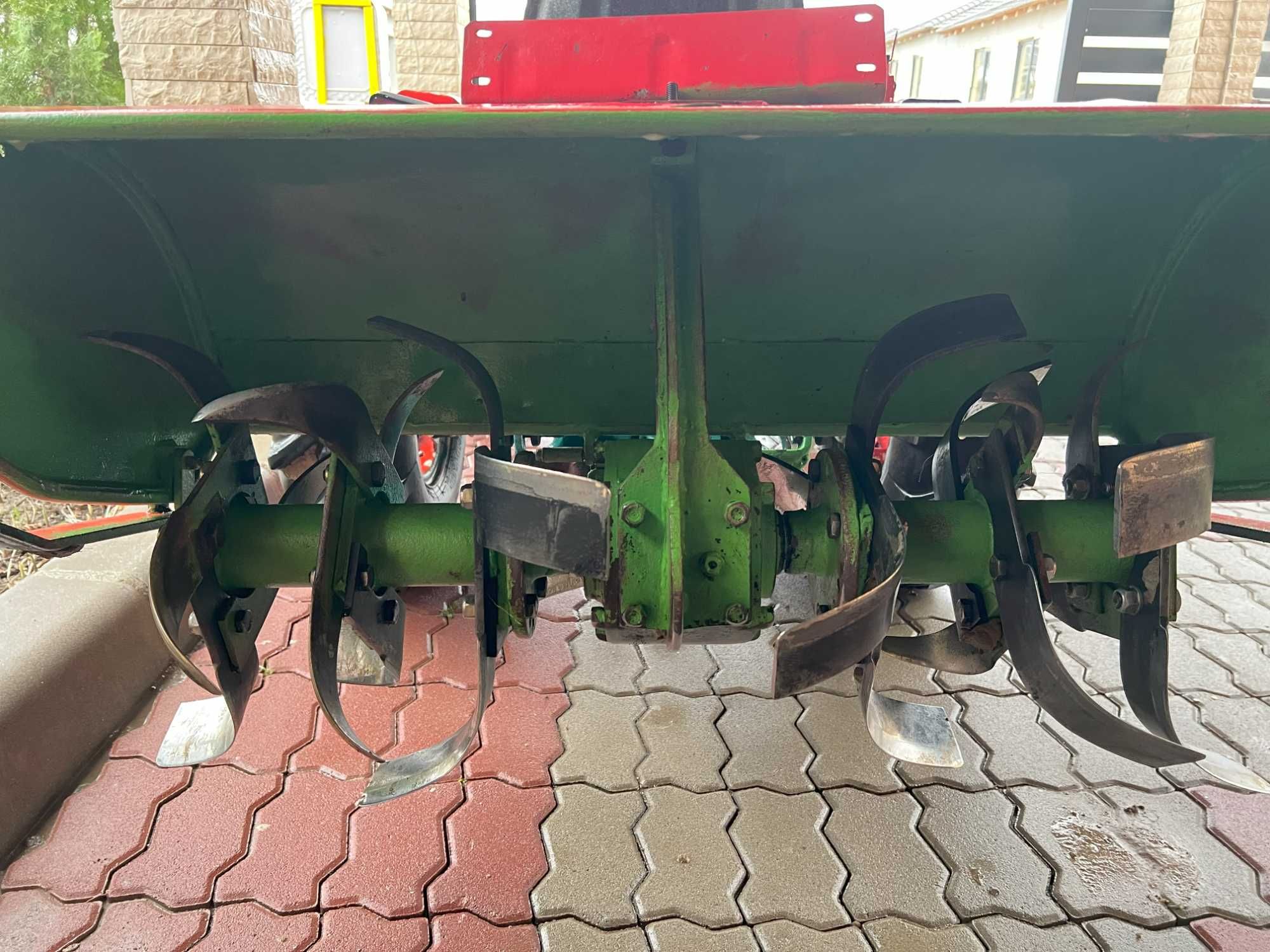 Vand Ferrari 75, articulat, motor Slanzi DVA 920 G 2 pistoane 24cp