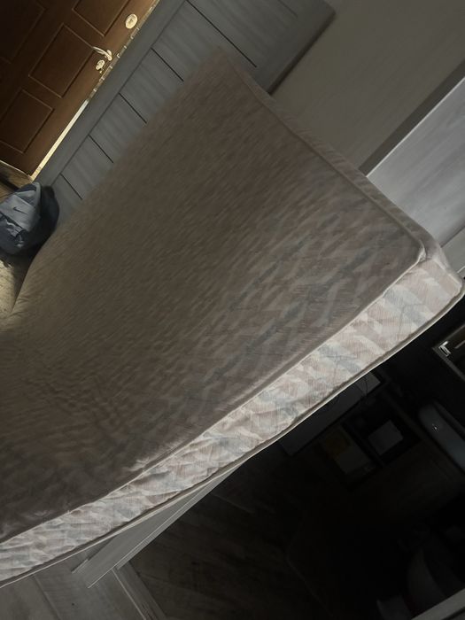 Отдам даром матрас бу