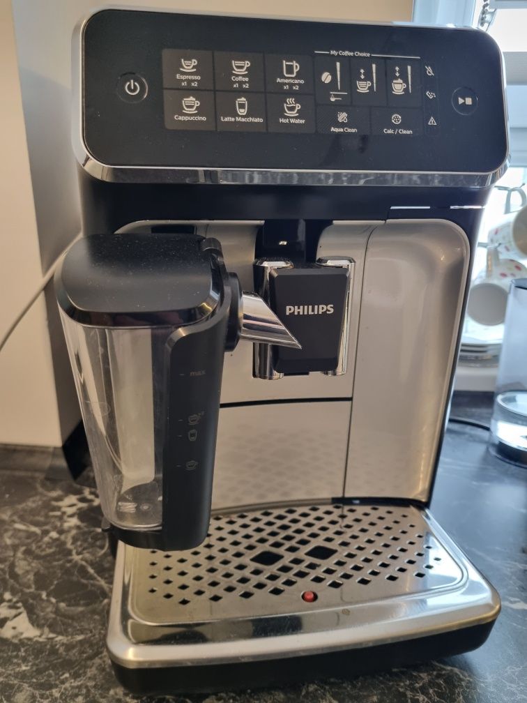 Espressor automat PHILIPS 3200 LatteGo EP3246/70, 1.8l, 15 bar, negru