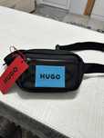 Чанта за кръст HUGO в черно