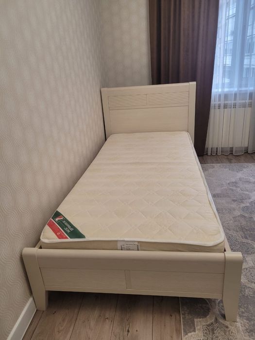 Кровать полуторка