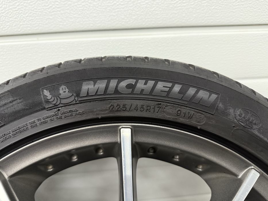 Jante AEZ 5x112 Vw Audi Skoda 225/45/r17 Michelin