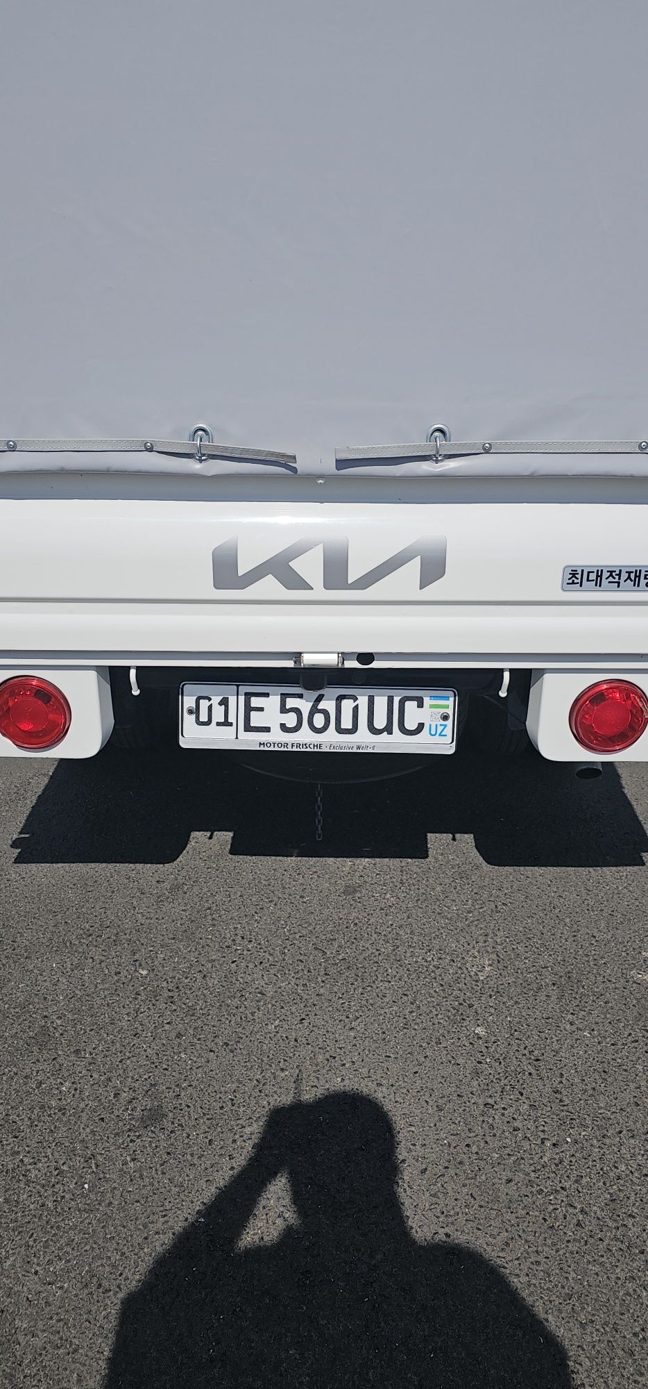 KIA BONGO 3 сотилади