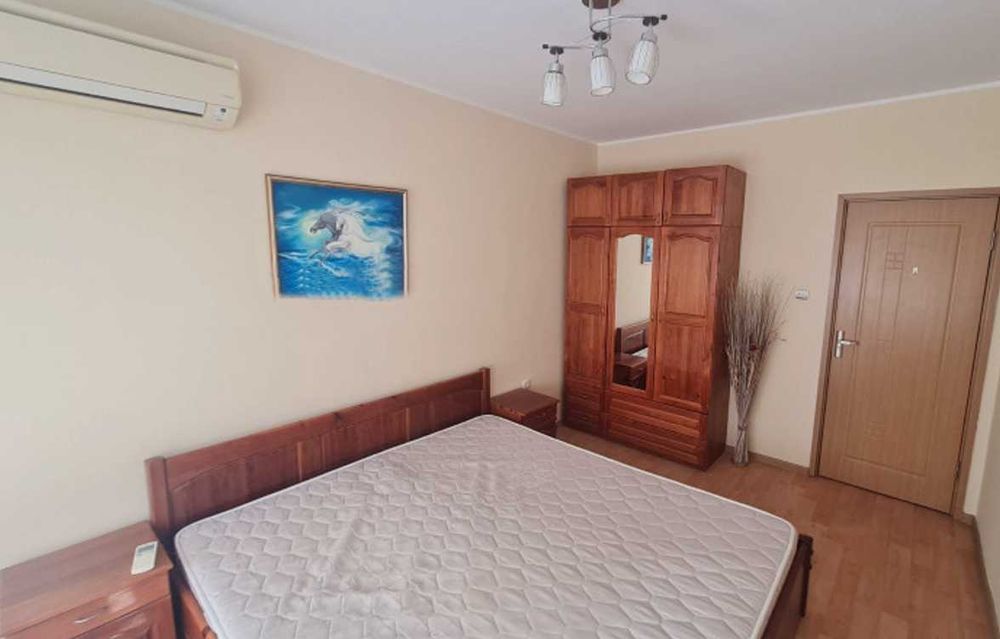 Тристаен апартамент под наем в кв. Кючук Париж