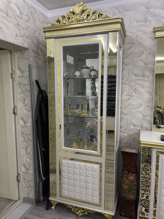 Mehmonhona uchun gorka, stenka mebel sotiladi