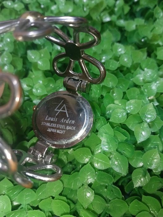 Louis Arden Quartz часовник гривна - 42 лв