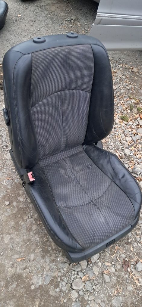 Седалки за мерцедес E класа w211