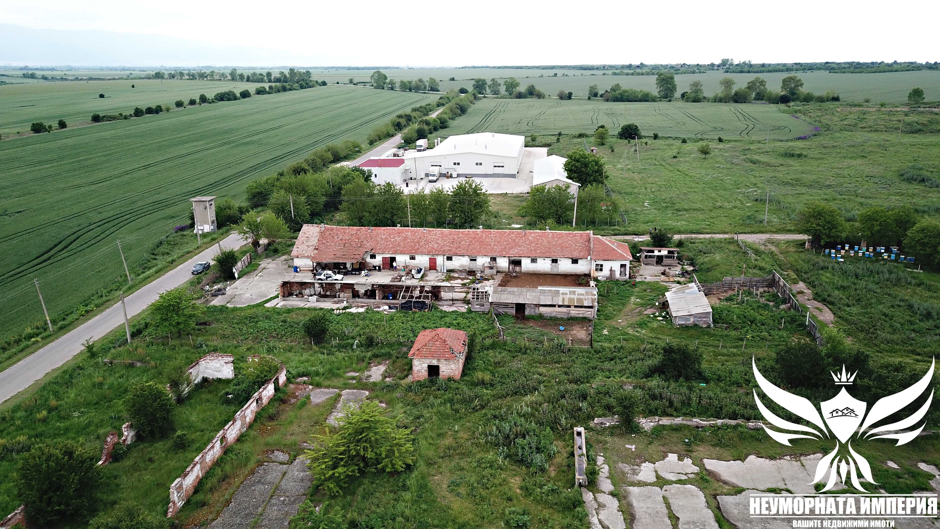 Продавам склад/селскостопански сгради 530РЗП в имот 3500кв с.Богданица