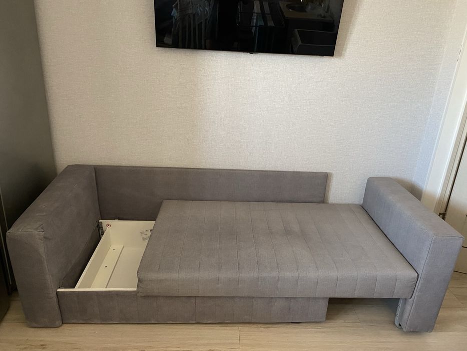 Продается - Диван